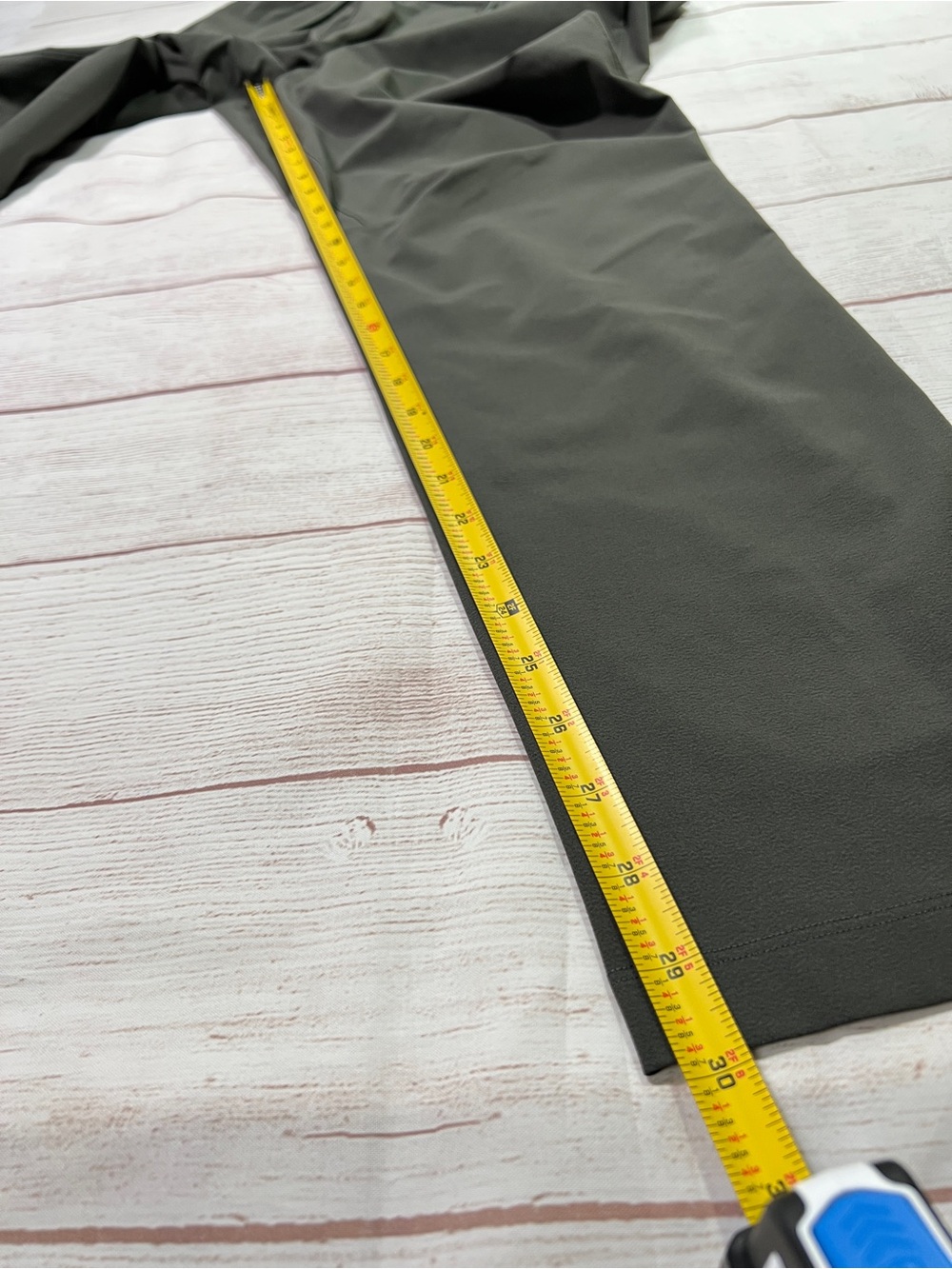 Lululemon Men's Zeroed In Slim Fit Pants - Medium - olive green Swift stretch - Picture 10 of 10